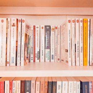 Rangement de livres : comment ranger quand on a beaucoup de livres de poche  et mangas dans sa bibliothèque ?